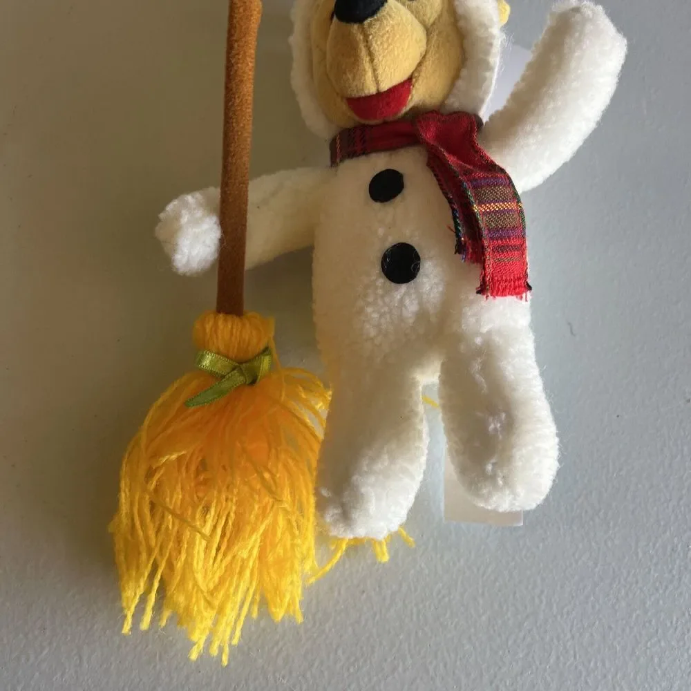 WINNIE THE POOH SNOWMAN POOH DISNEY‎ MINI BEAN BAG 8